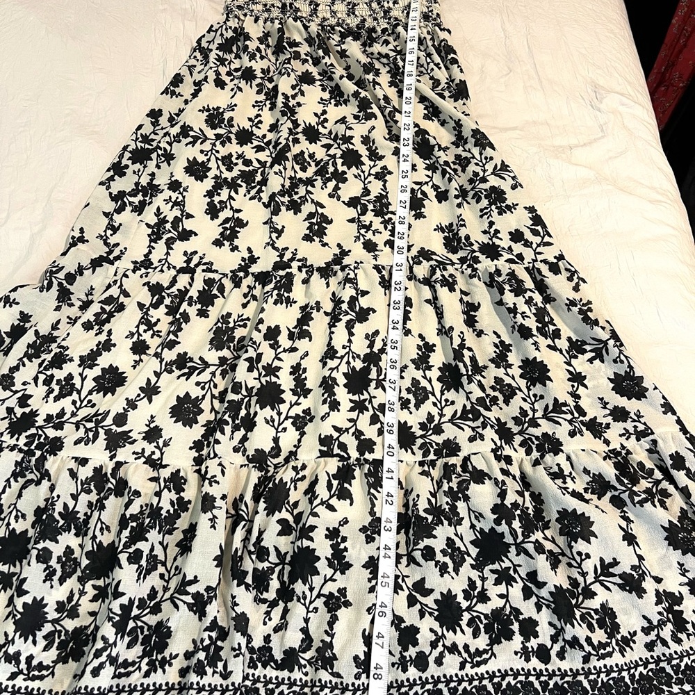 Max Studio Black and Cream Floral Maxi Dress NWT - Picture 7 of 7